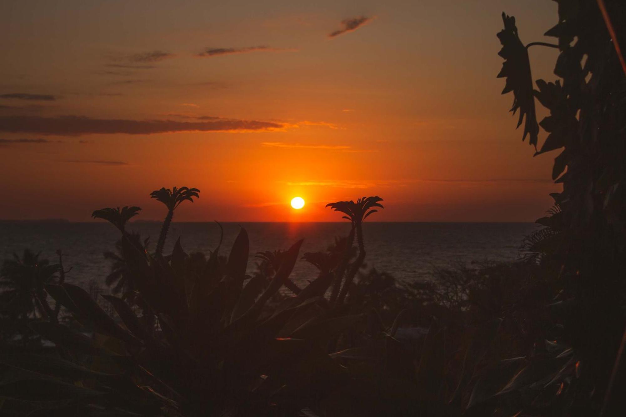 Coucher De Soleil Ambatoloaka  Luaran gambar