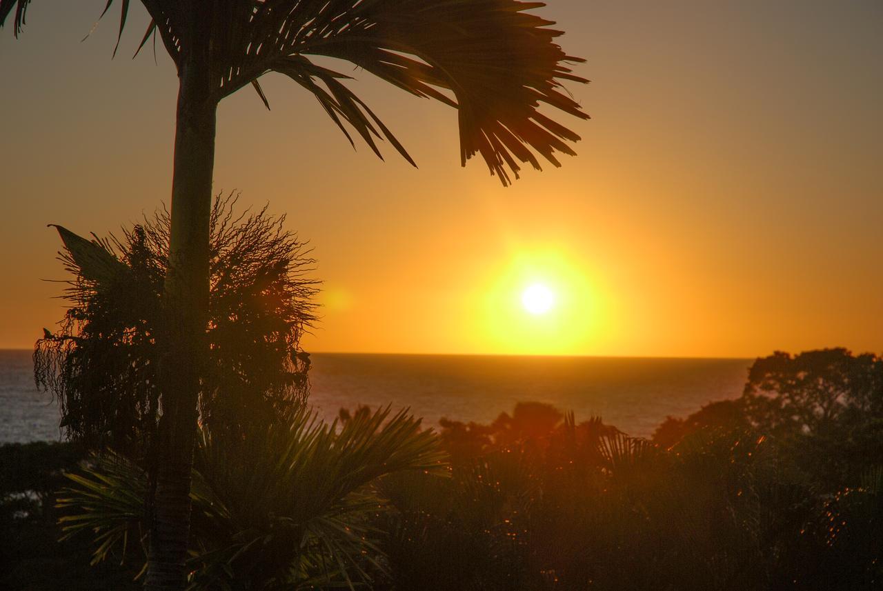 Coucher De Soleil Ambatoloaka  Luaran gambar